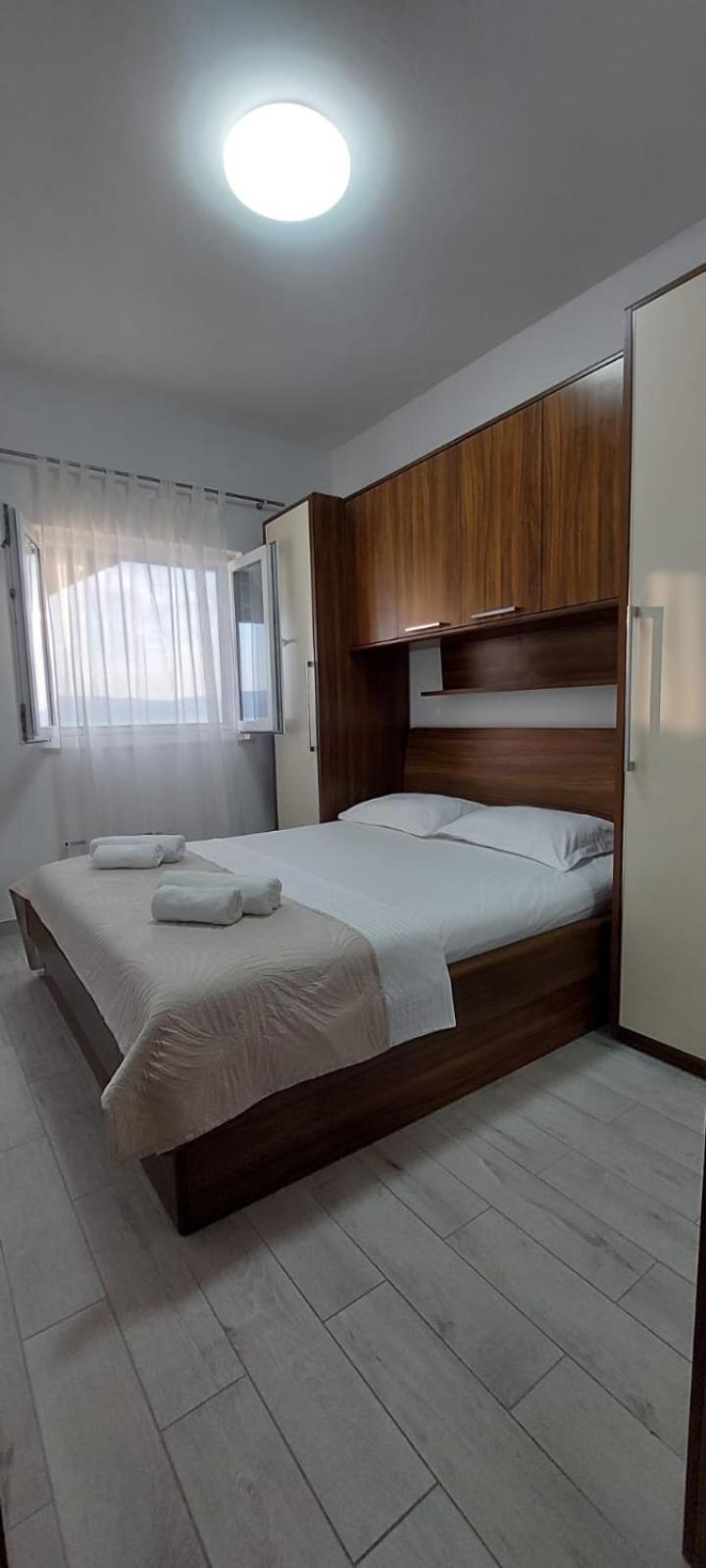 Apartment Toncica Omiš Extérieur photo